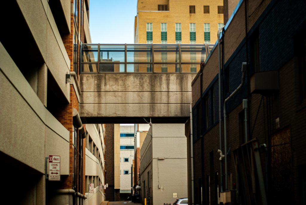 Economic Development Tools for Commercial Districts (Issue 165, March 2010)